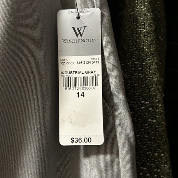 New tags, Women’s modern Faith ankle pants - Picture 4 of 4